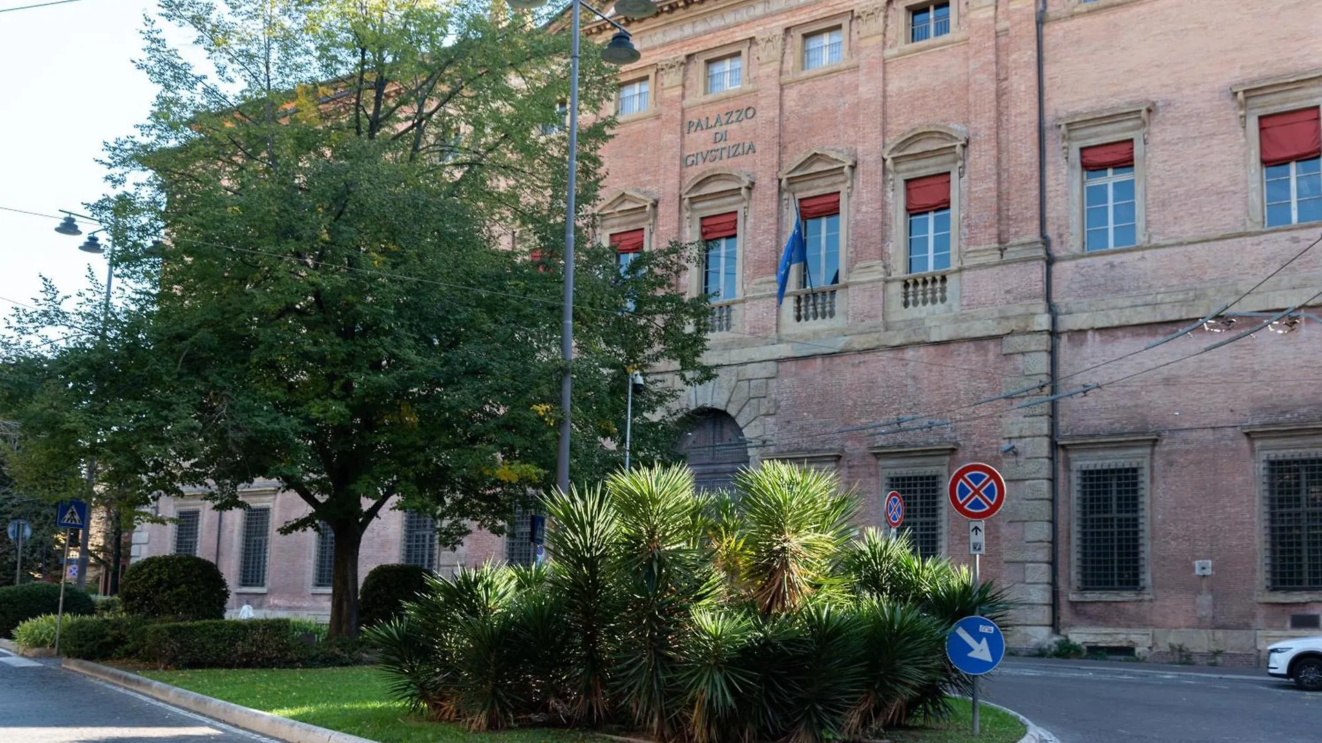 Apartment Bologna Centro - Luxuryhotel Italy