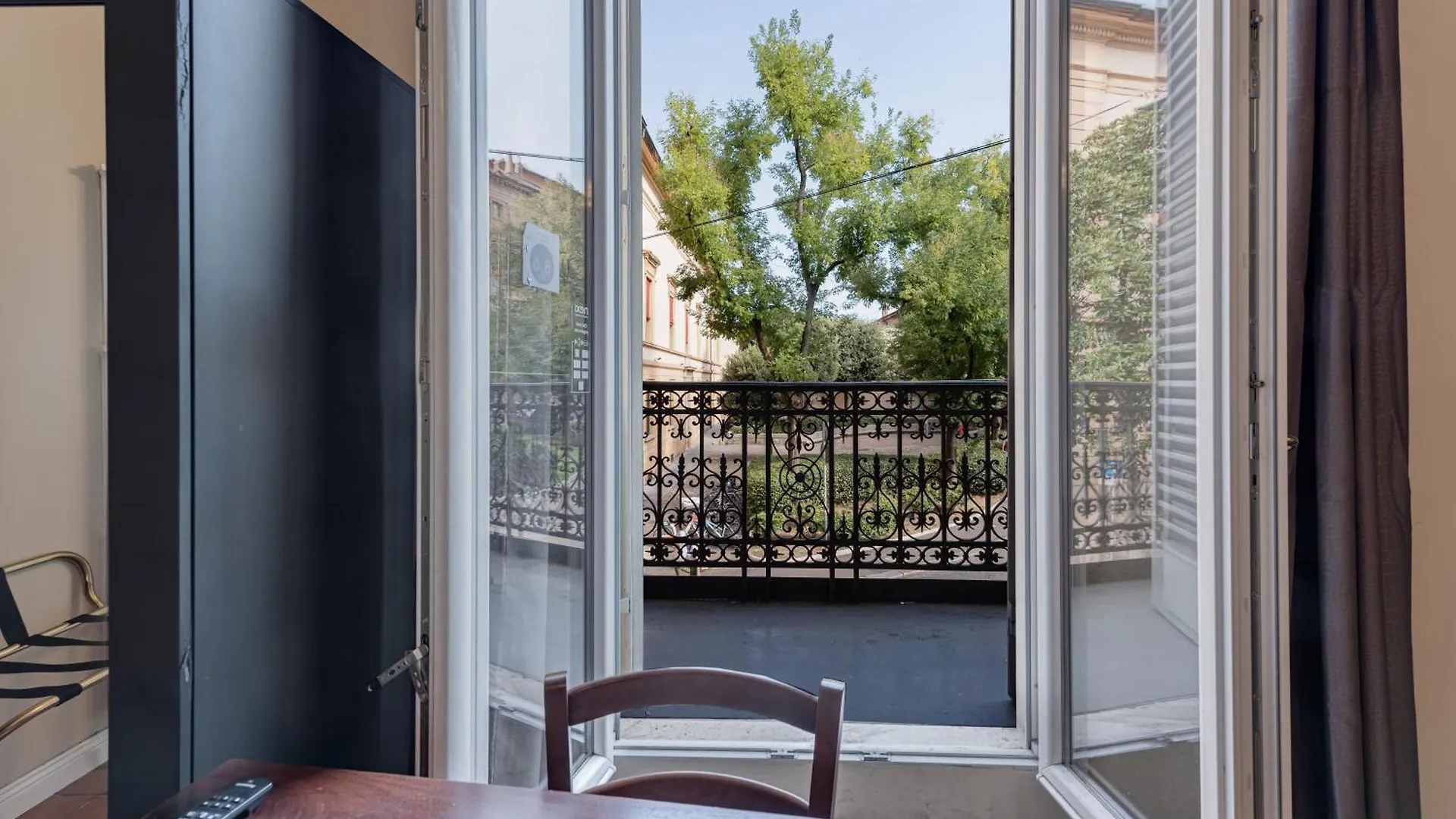 Bologna Centro - Luxuryhotel 0*,